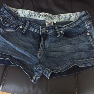 EUC YMI Jean shorts size 11